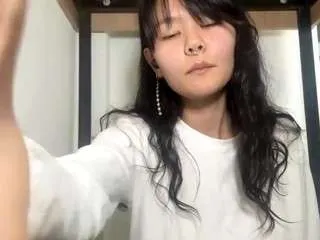 agathastawarz — Spinning around the world [16 tokens remaining]