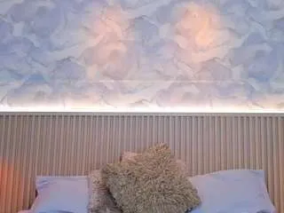 Freechat ainarajimenez on CamSoda