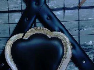 alana-roth on CamSoda