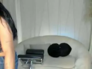 amaliacrus on CamSoda 