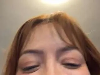 Freechat anastaxialynn on CamSoda