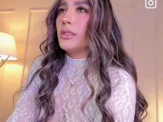 Freechat anneee on CamSoda