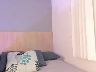 Freechat ashly-77 on CamSoda