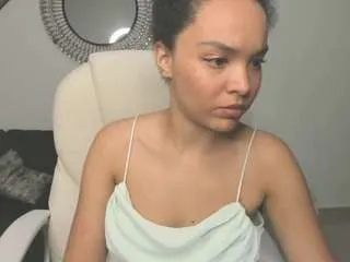 Offline ayshel-cooper on CamSoda