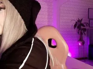 Freechat bella-green on CamSoda