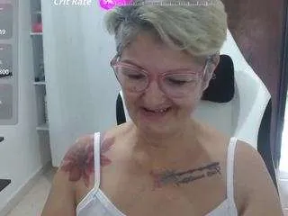 bety-cum2 — deep throat with saliva and boobs with saliva [100 tokens remaining]