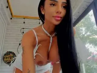 Offline britneycharm on CamSoda