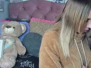 Freechat bunnyy26 on CamSoda