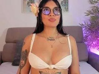 Freechat butterflyy1 on CamSoda