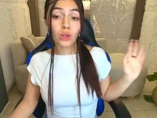 Private cami-goddess-r on CamSoda