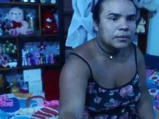 Freechat clodymalla22 on CamSoda