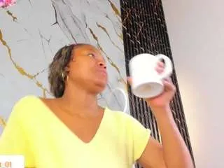 Freechat ebonyyhot on CamSoda