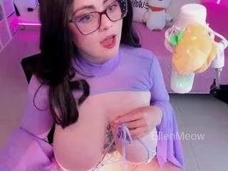 Freechat ellenmeow on CamSoda