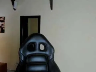 Freechat emiliwilliams on CamSoda