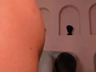 Freechat emilyjohnsonx1 on CamSoda