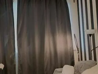 erlinafulwood — Squeze boobs [GOAL MET]