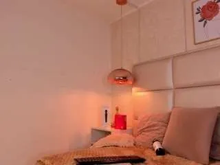 eva-beluccii — I Wanna my Ass RedSpanks Hard x 10At the end of the day i wanna make a big SQUIRT  [Multi Goal]