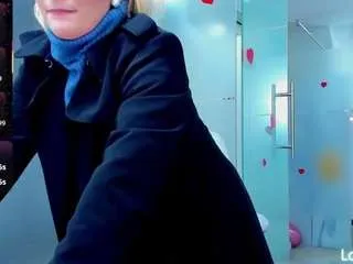 Freechat evelynerosse on CamSoda