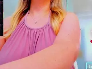 Freechat evelynerosse on CamSoda