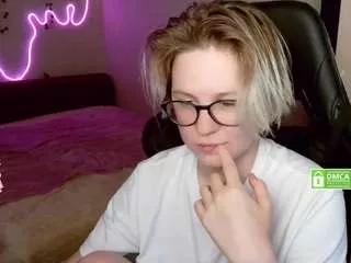 Freechat gretta-mrr on CamSoda