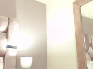 Freechat jasminemore on CamSoda