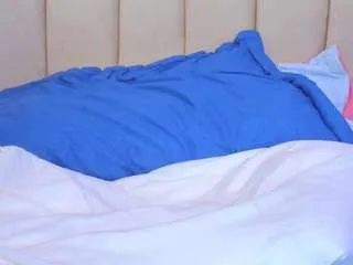 Freechat jessyy-mateus on CamSoda