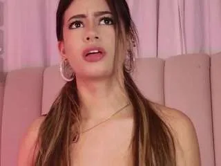 julietriver — each 88 tokens get a horny reward // tip menu is on // pvt is 6tk [62 tokens remaining]