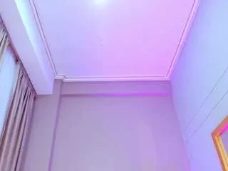 Freechat jupiterfox on CamSoda