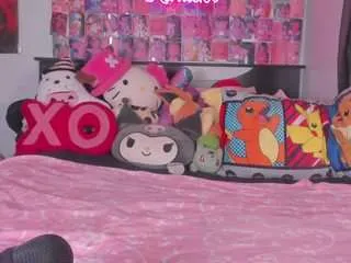 Offline karliekayozz on CamSoda