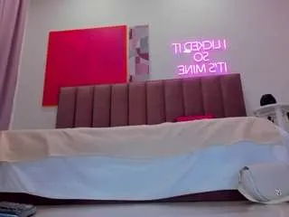 katcatt — obey my perfect and silky feet [Multi Goal]