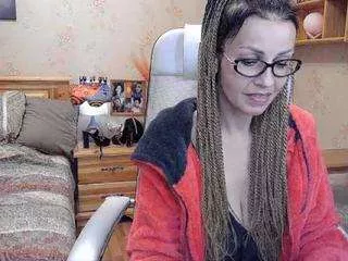 Offline kendramom on CamSoda