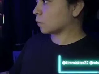 Freechat kimmiakiss on CamSoda