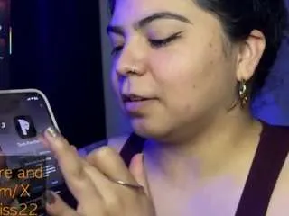 Freechat kimmiakiss on CamSoda