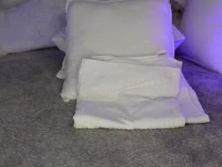 Freechat kirstendanston on CamSoda