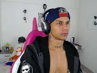 Freechat leonardprice1 on CamSoda