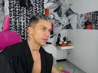 Freechat leonardprice1 on CamSoda