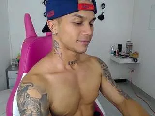 Freechat leonardprice1 on CamSoda