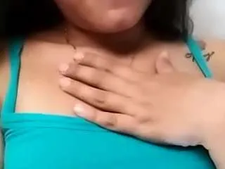 Freechat lindsaymoonn on CamSoda