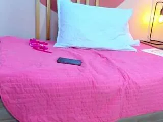 Offline lunaleee on CamSoda