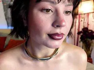 Freechat medea-queen on CamSoda