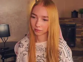 melinadancey — Hello! im Ramonita! Goal - lik my lips [55 tokens remaining]