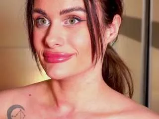 Offline misslexxxii01 on CamSoda