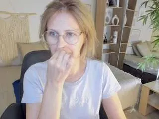 Offline parischerry on CamSoda