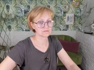 Offline parischerry on CamSoda