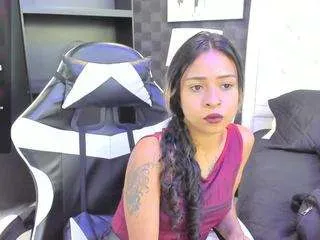 Freechat rave-connor on CamSoda