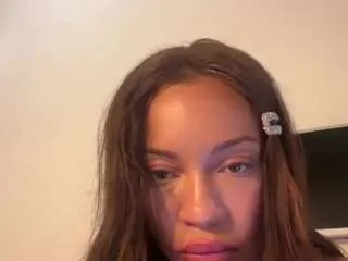 Offline rockybee on CamSoda