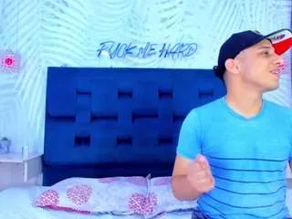 Freechat sex-fuckhott on CamSoda