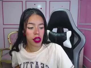 Offline stephania-t on CamSoda