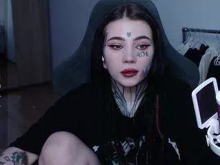 Offline tradishka on CamSoda