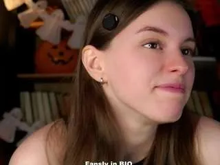 Freechat udelecorson on CamSoda